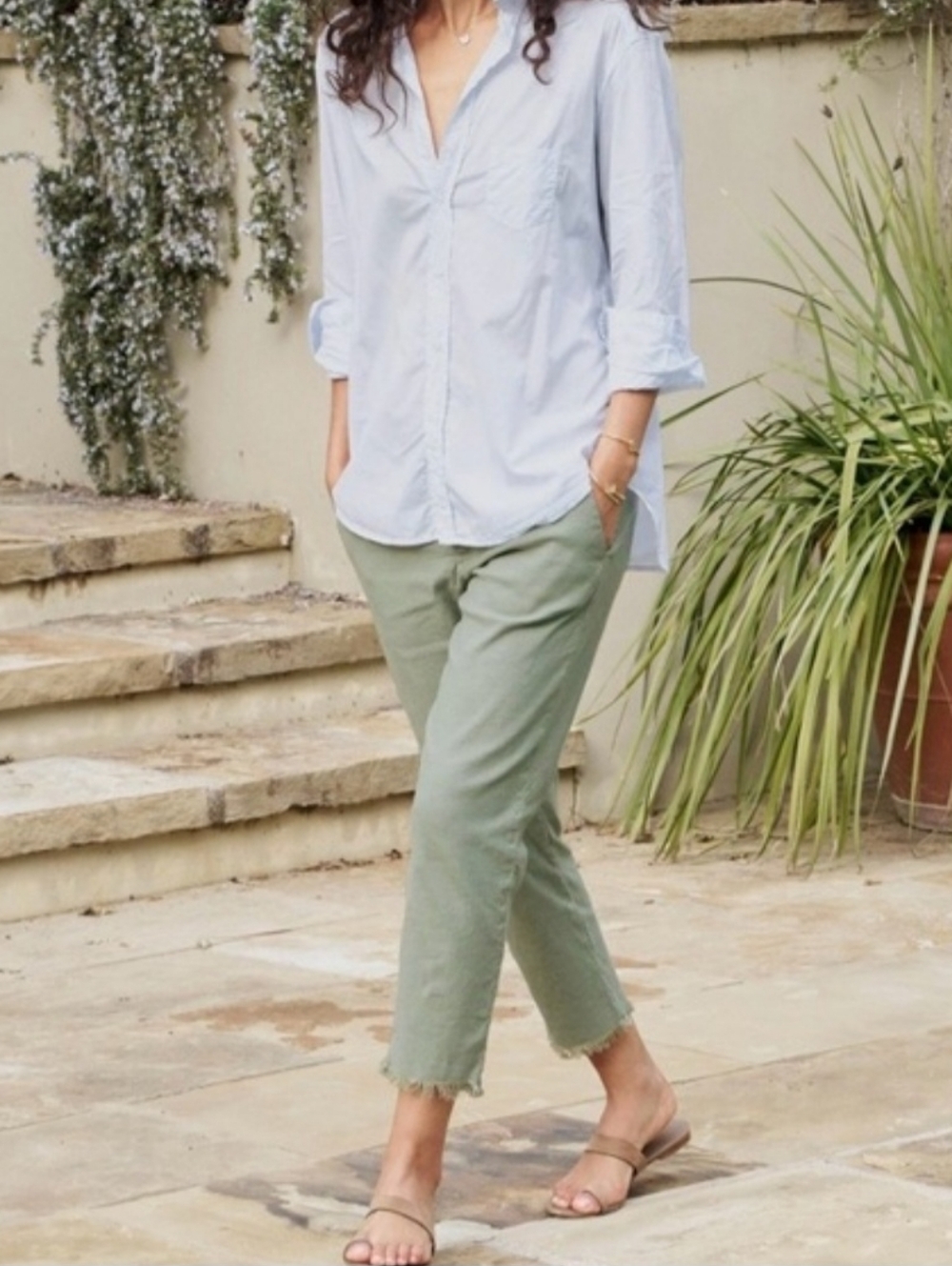 Frank & Eileen Wicklow Pants Women's Size 2 Green Cropped Raw Hem